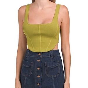 House of Harlow Green Sleeveless Crop Top